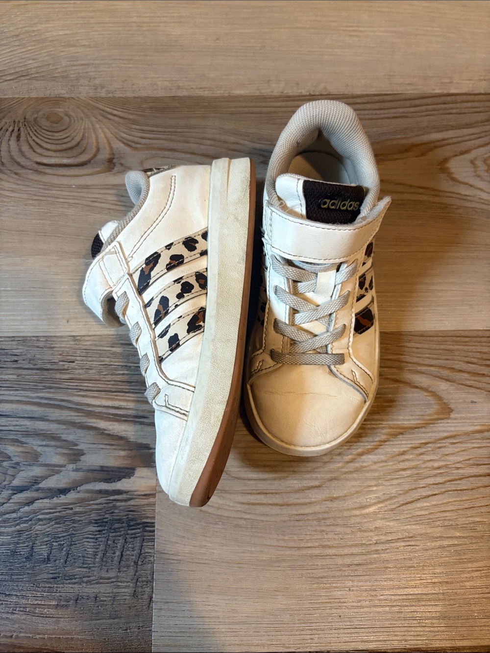 Adidas GRAND COURT 3.0 SHOES CHILDREN cheetah 11
